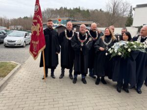 73bf59ec fbed 4029 9e7b a84da5265cf7